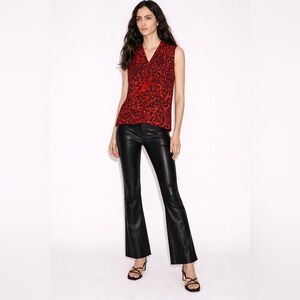 🆕NWT Tahari Red Leopard Print Sleeveless Top Size Large V-Neck Pullover
